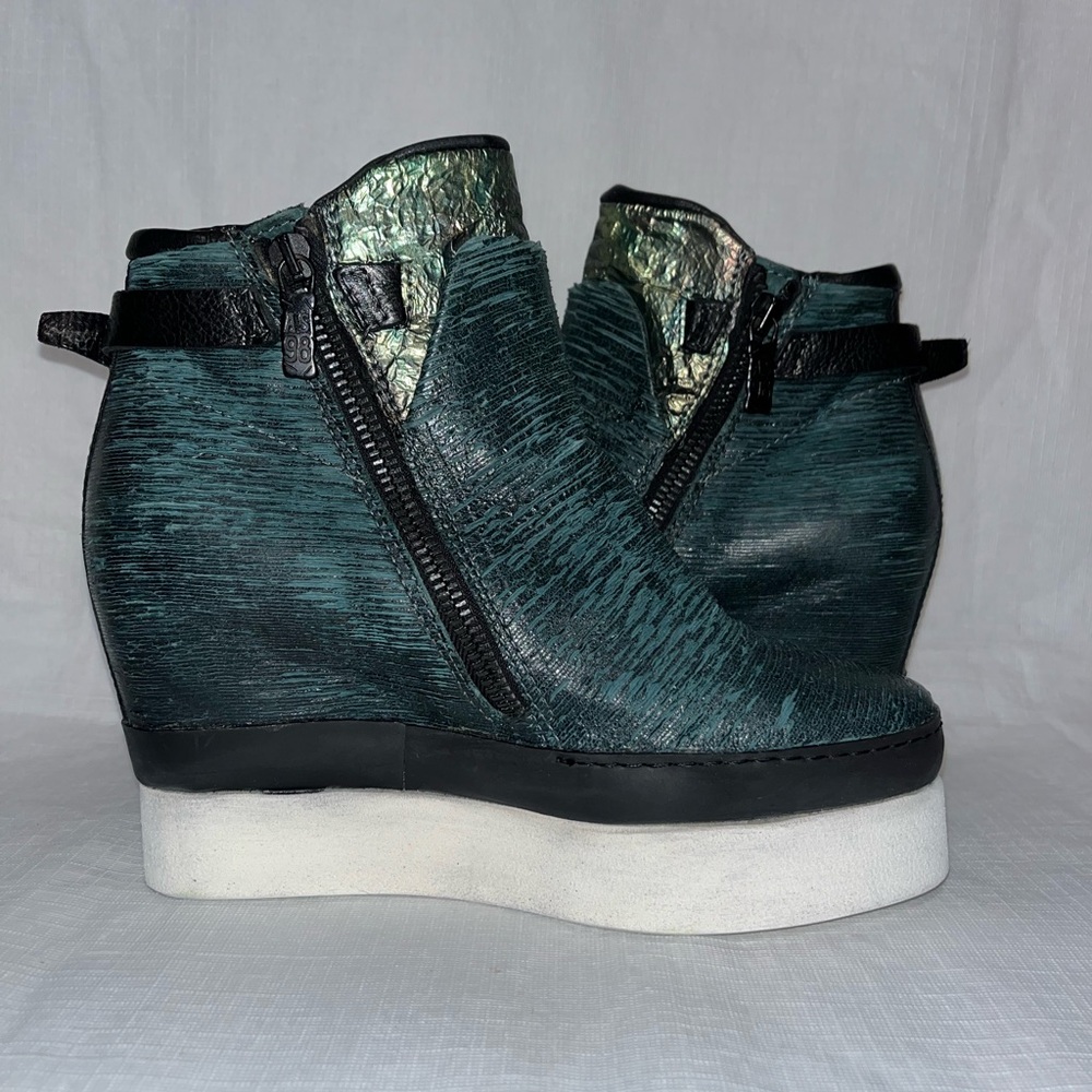 A.S.98 Green Textured Wedge Boots - Picture 4 of 15